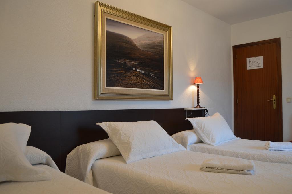 Pension El Peregrino De Larrasoana Exteriör bild